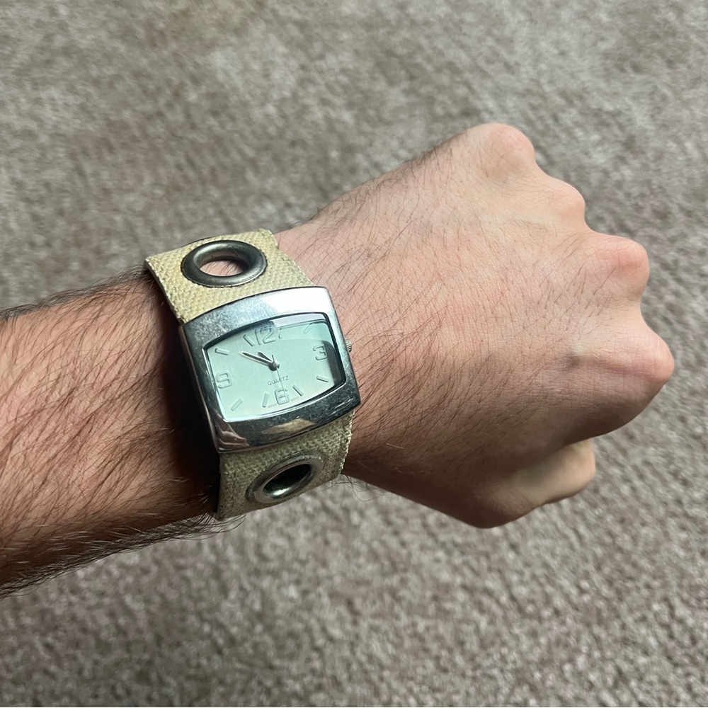 VTG 90’s Distressed Studded Canvas Watch